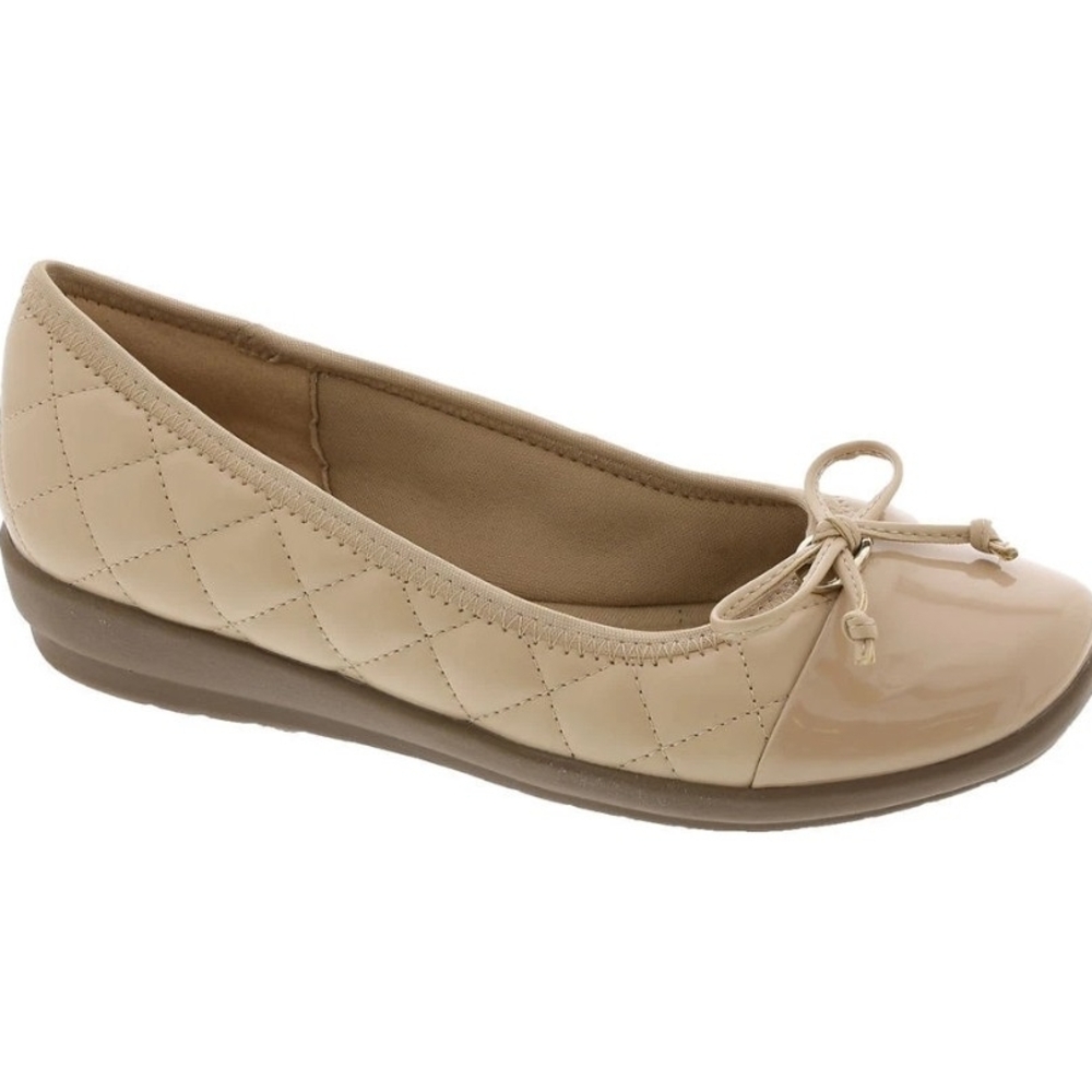 Easy Spirit Adrina Women's Quilted Ballet Flats Nude Beige Slip On Shoes Cap Toe